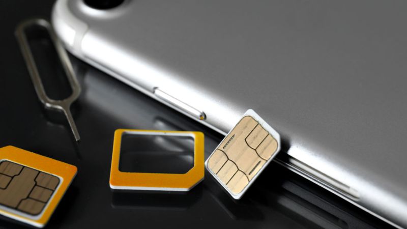 Si tu sim del móvil se bloquea, sospecha: nueva estafa de clonación de tarjetas